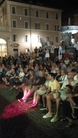 pubblico fontana ok